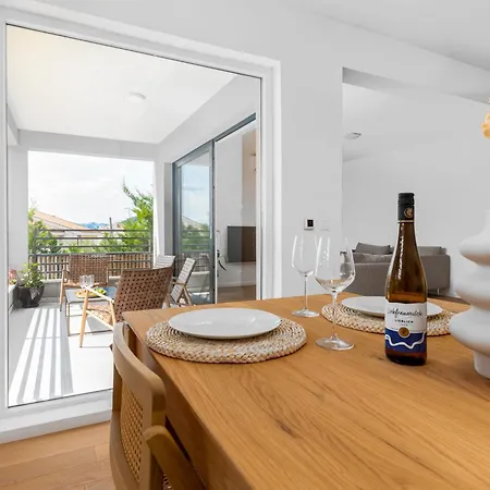 Sun Oliver Apartament Makarska